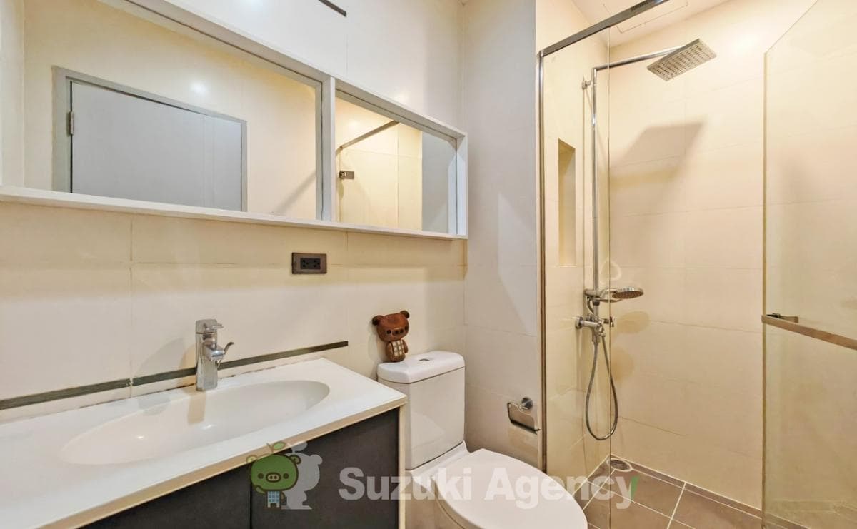 Photos