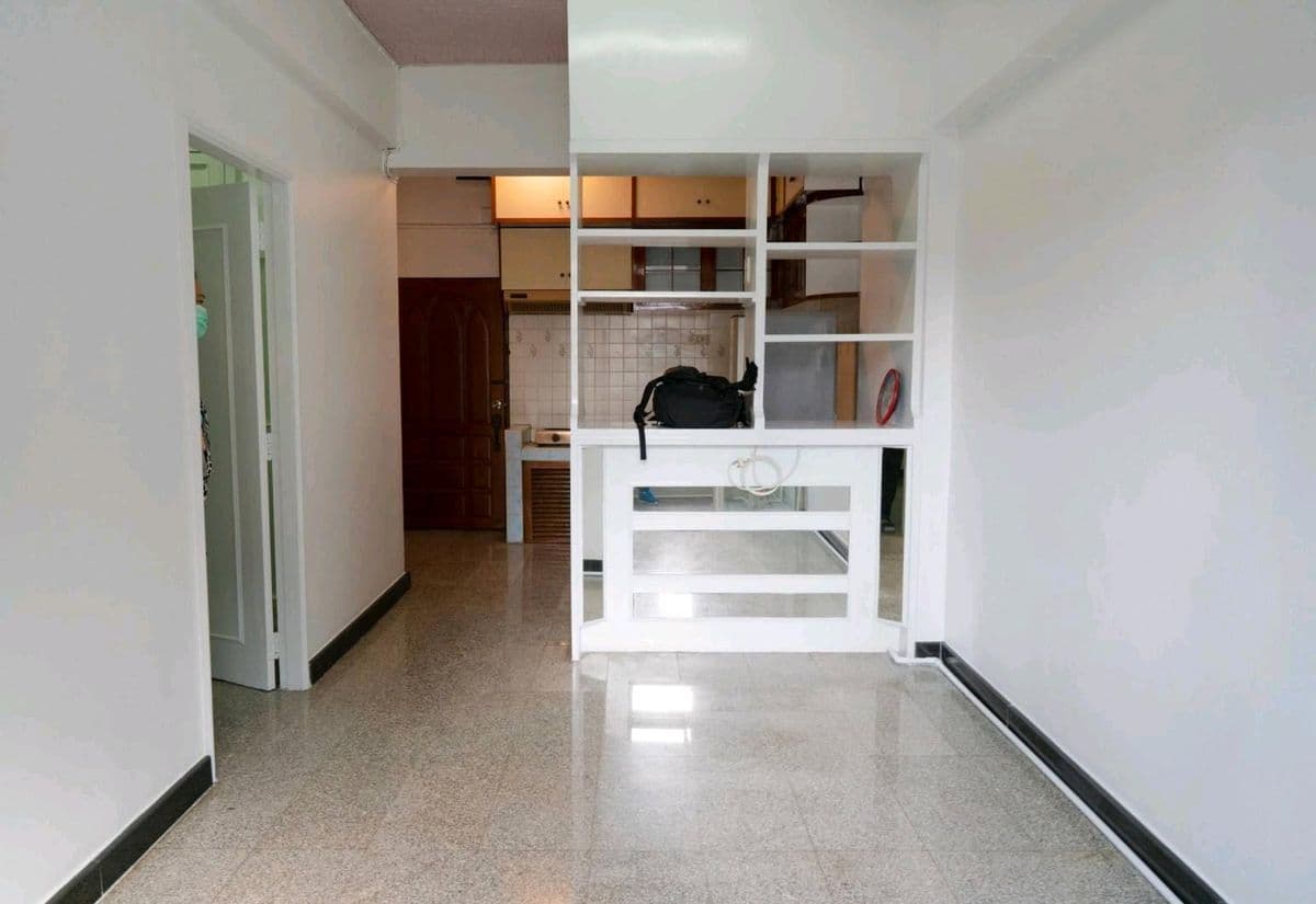 Ruenrudee Condominium (รื่นฤดี คอนโดมิเนียม) - 2