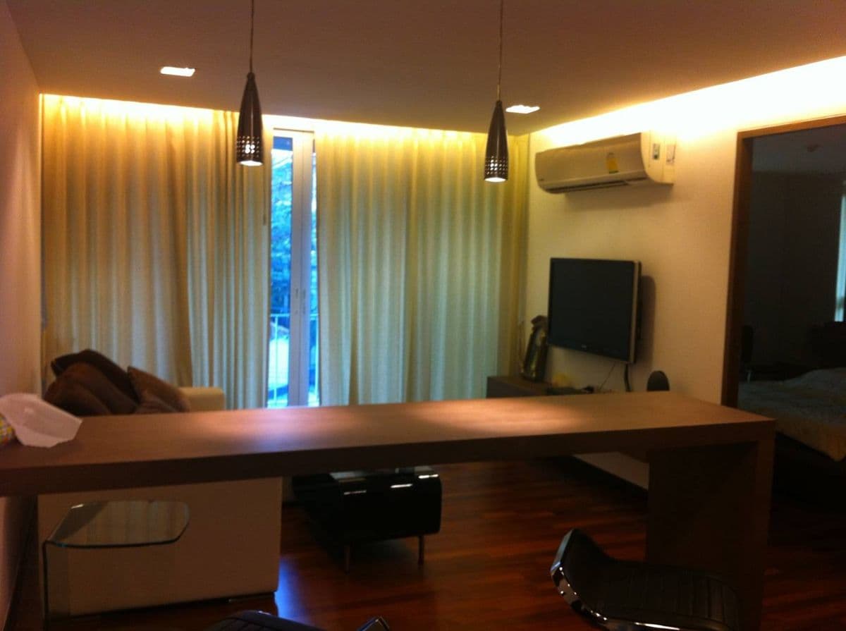 Photos