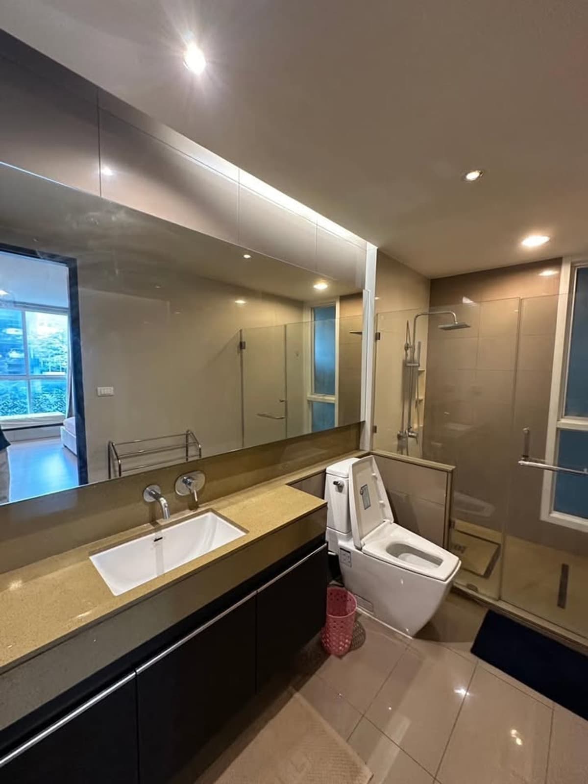 Photos