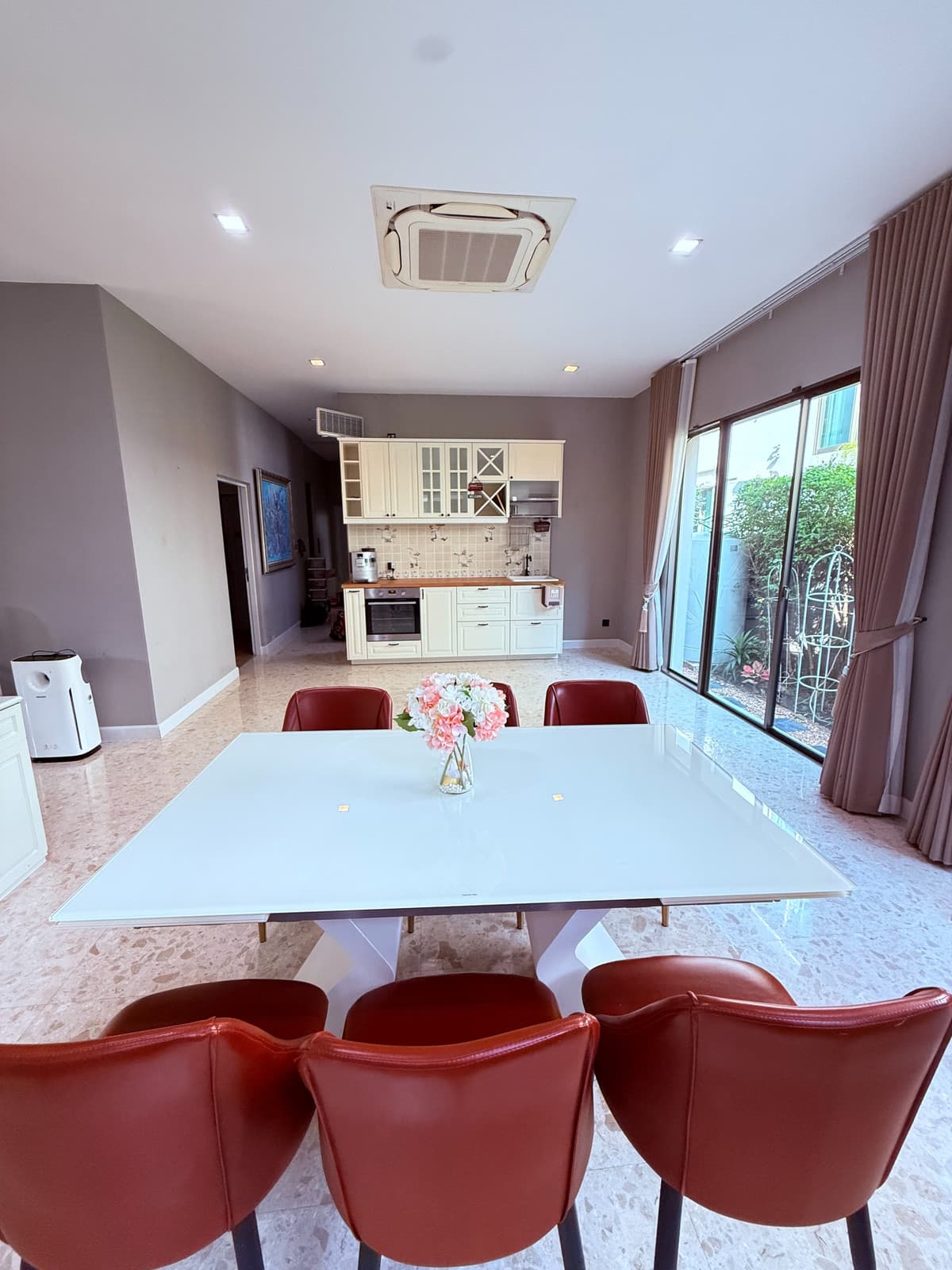 Grand Bangkok Boulevard Srinakarin ( แกรนด์ บางกอก บูเลอวาร์ด ศรีนครินทร์ ) - 2