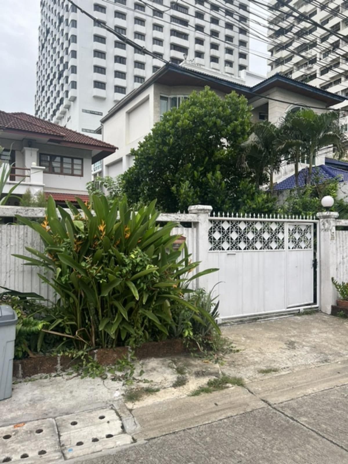 Two-storey detached house (บ้านเดี่ยวสองชั้น) - 2
