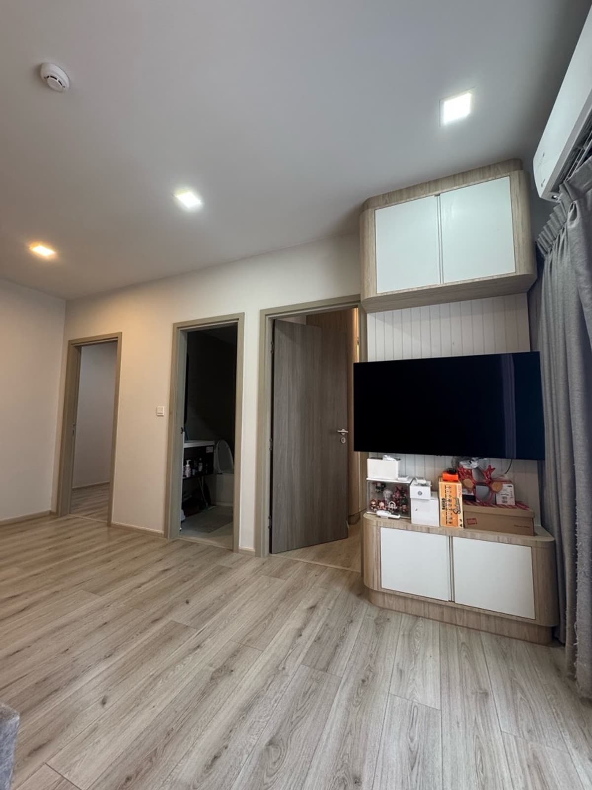 Photos