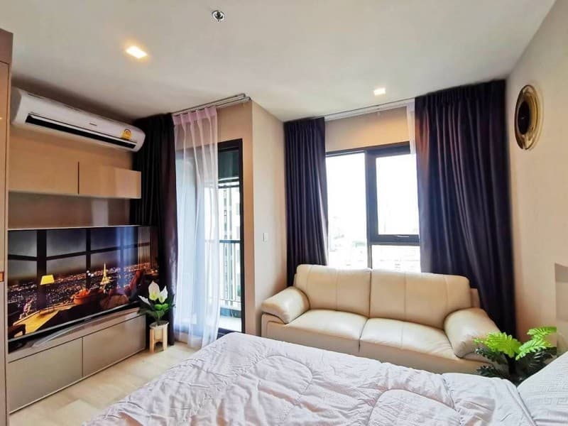Photos