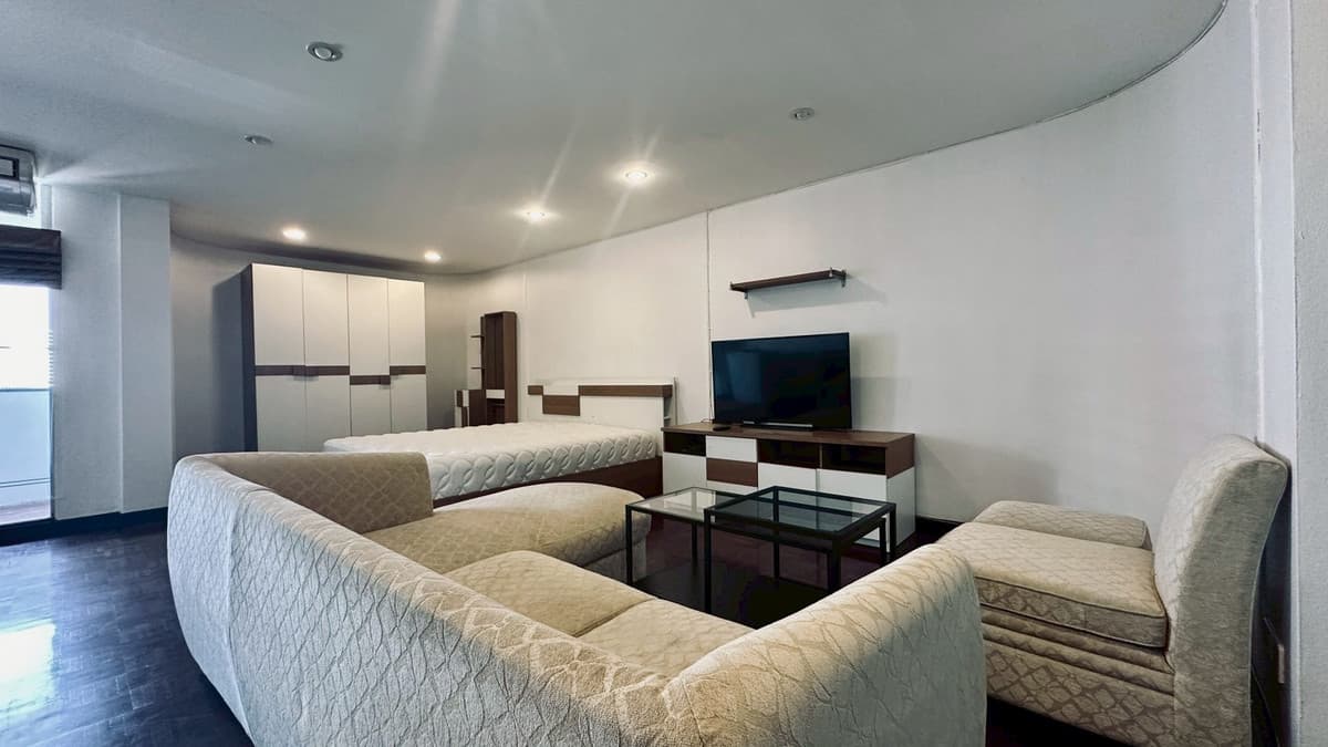 ITF Silom Palace ( ไอทีเอฟ สีลม พาเลส )